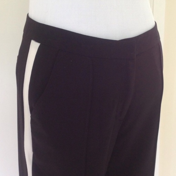 FOREVER 21 PANTS. - Picture 4 of 4